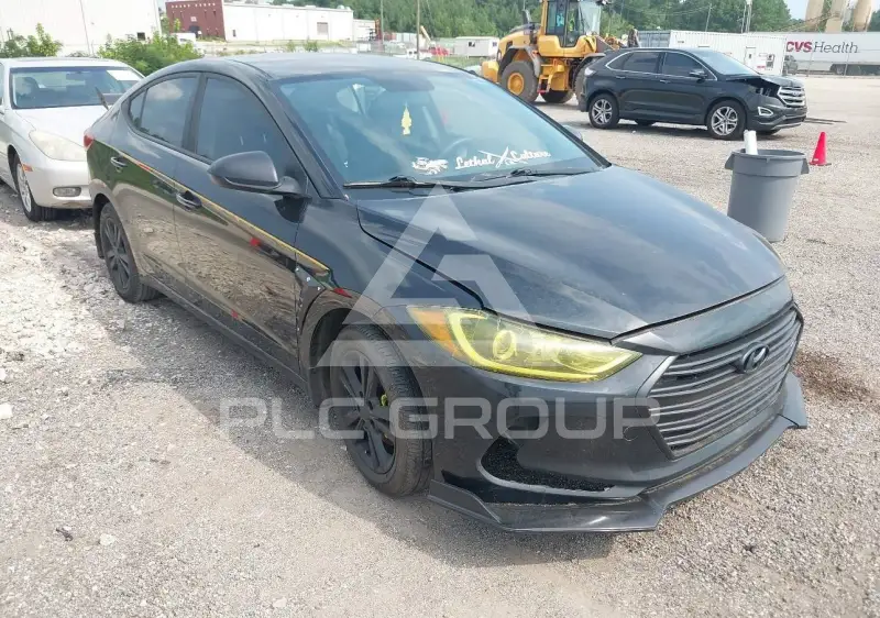 2018 Hyundai Elantra photo