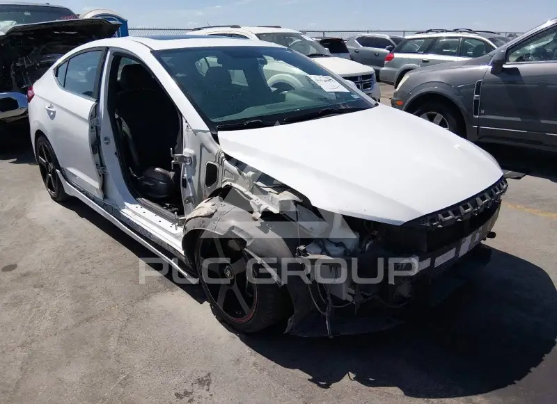 2018 Hyundai Elantra фото