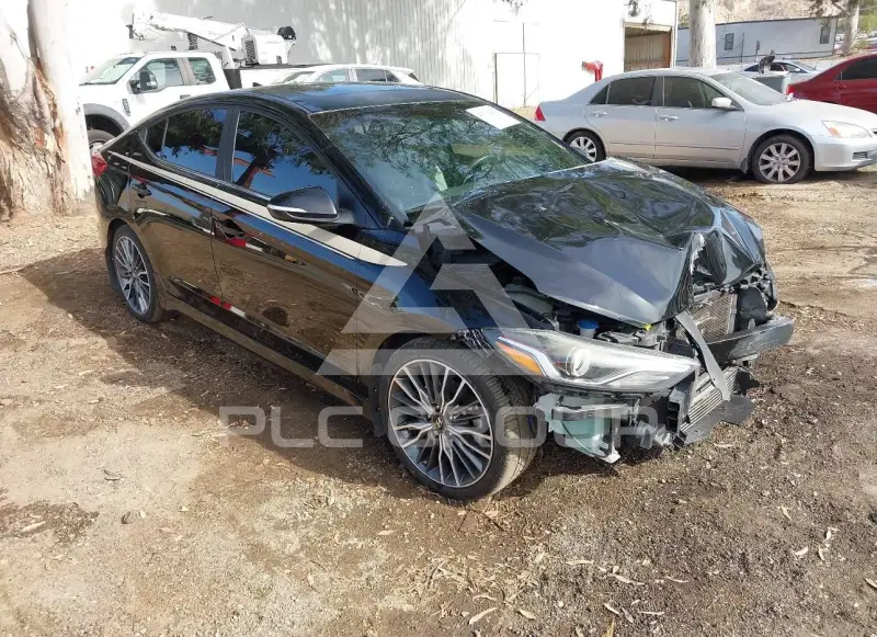 2018 Hyundai Elantra photo