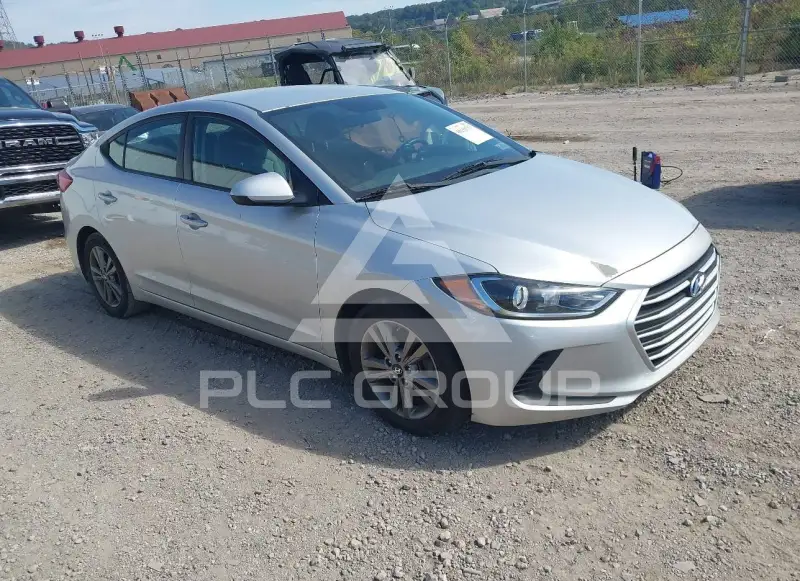 2018 Hyundai Elantra photo