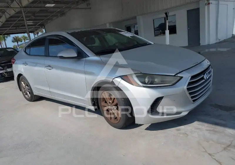 2018 Hyundai Elantra photo