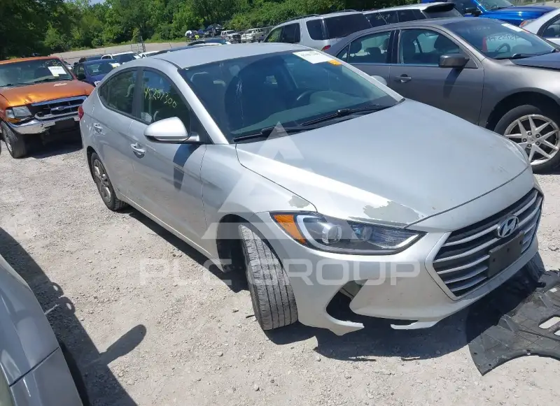 2018 Hyundai Elantra фото