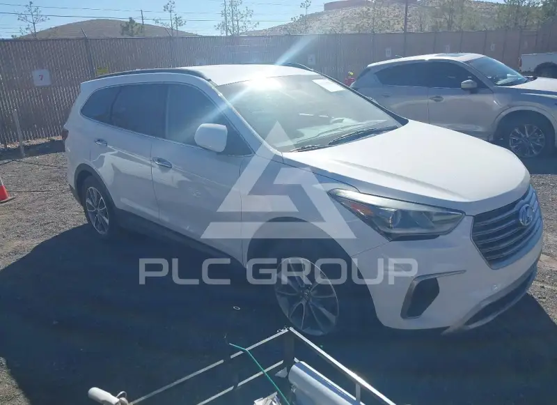 2018 Hyundai Santa Fe photo