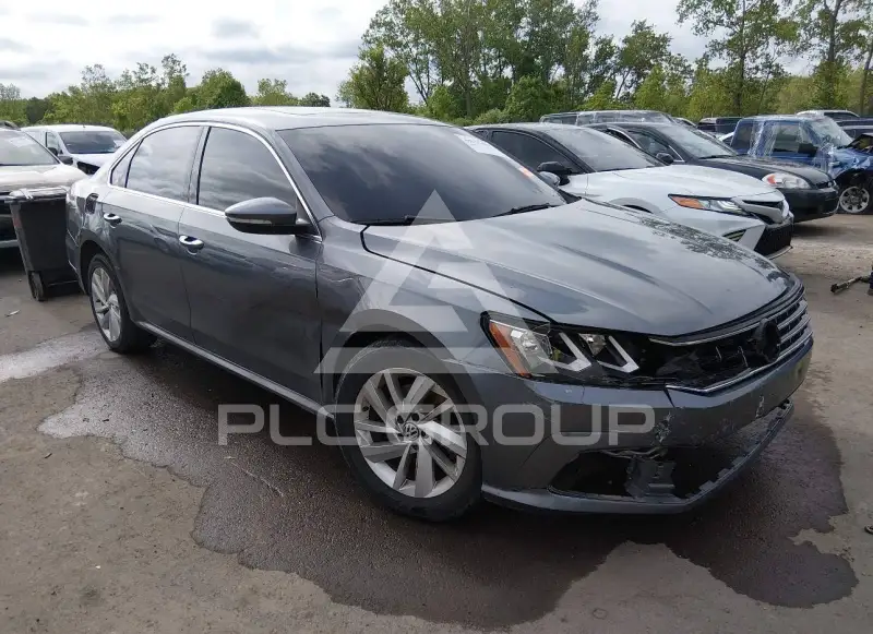 2018 Volkswagen Passat фото