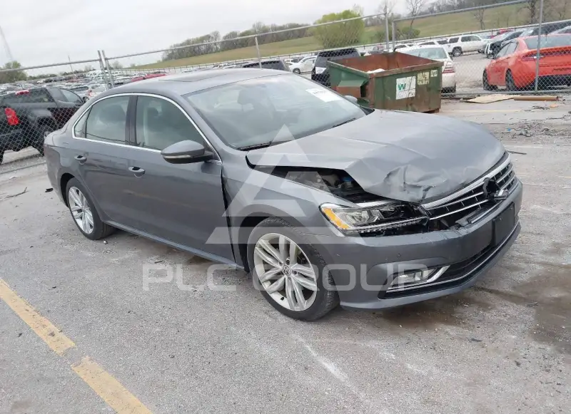 2018 Volkswagen Passat фото