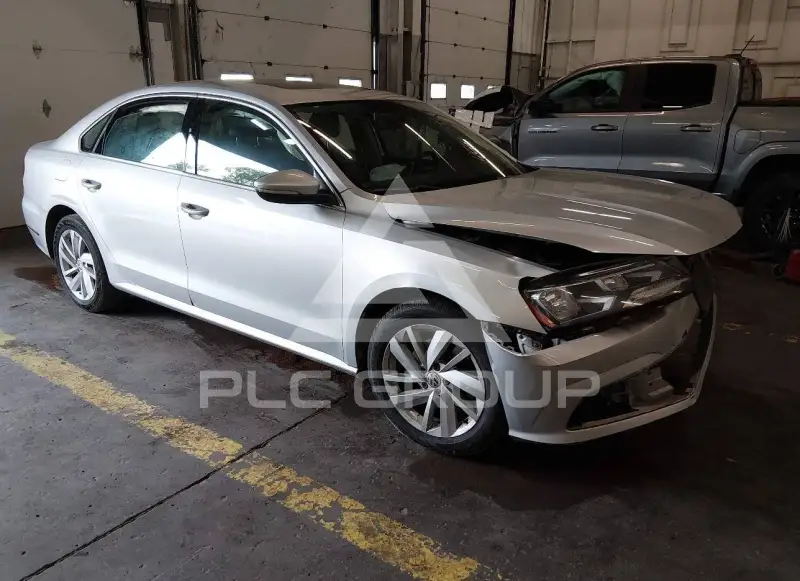 2018 Volkswagen Passat фото
