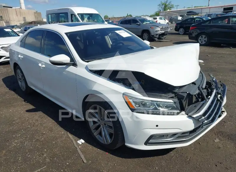 2018 Volkswagen Passat фото