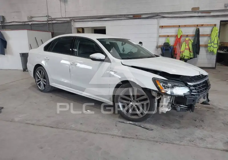 2018 Volkswagen Passat фото