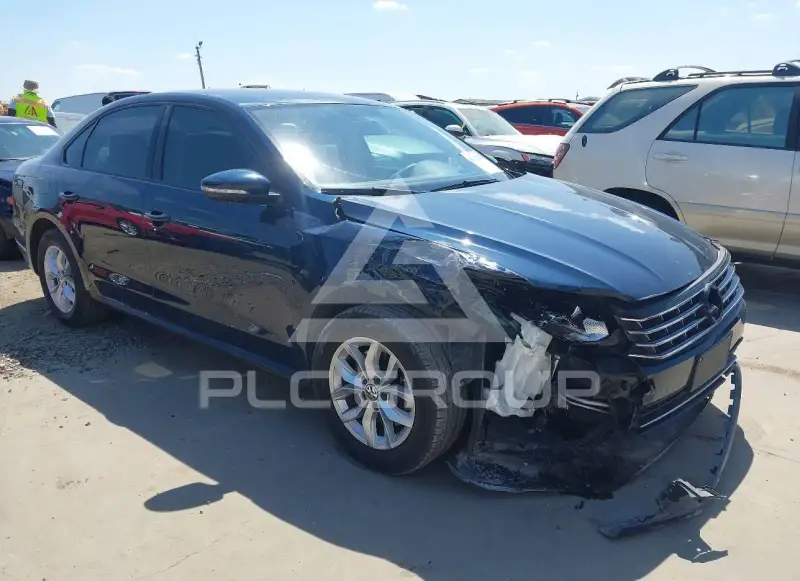2018 Volkswagen Passat photo