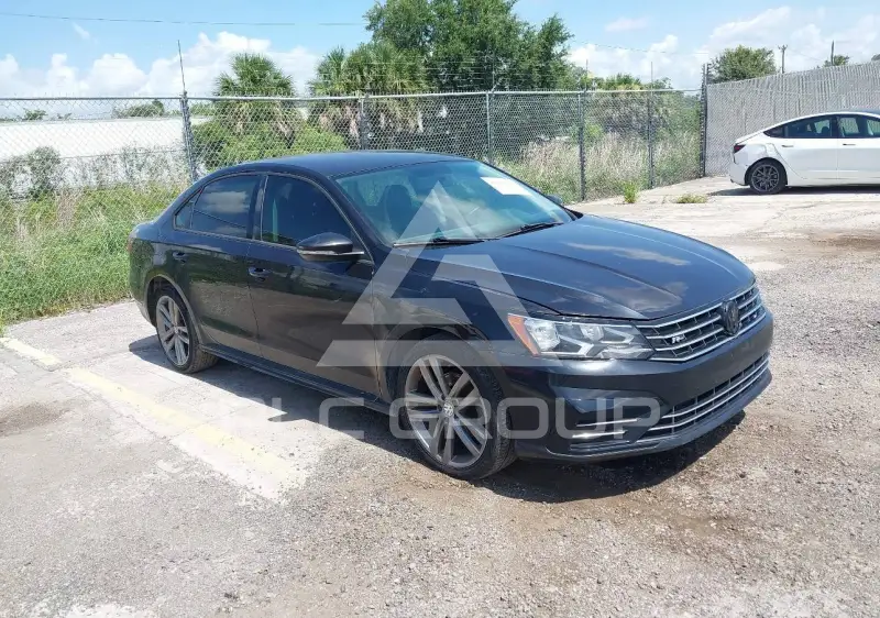 2018 Volkswagen Passat фото