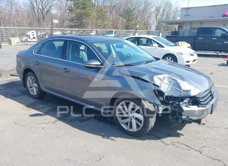 2018 Volkswagen Passat фото