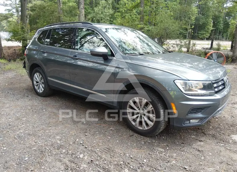 2018 Volkswagen Tiguan photo