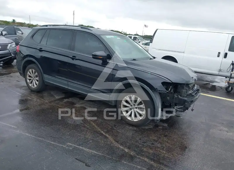 2018 Volkswagen Tiguan photo