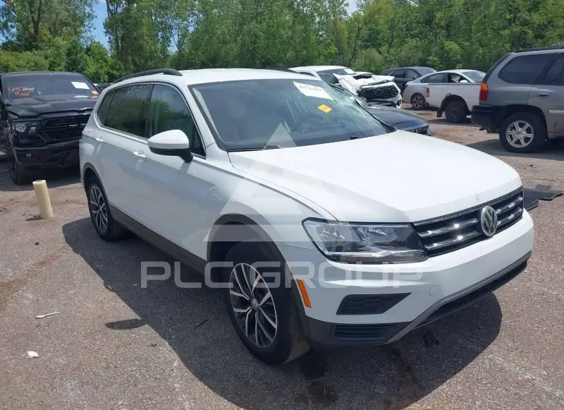 2018 Volkswagen Tiguan photo