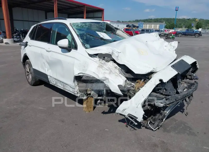 2018 Volkswagen Tiguan photo