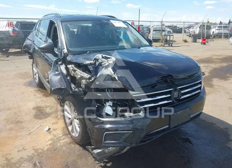 2018 Volkswagen Tiguan photo