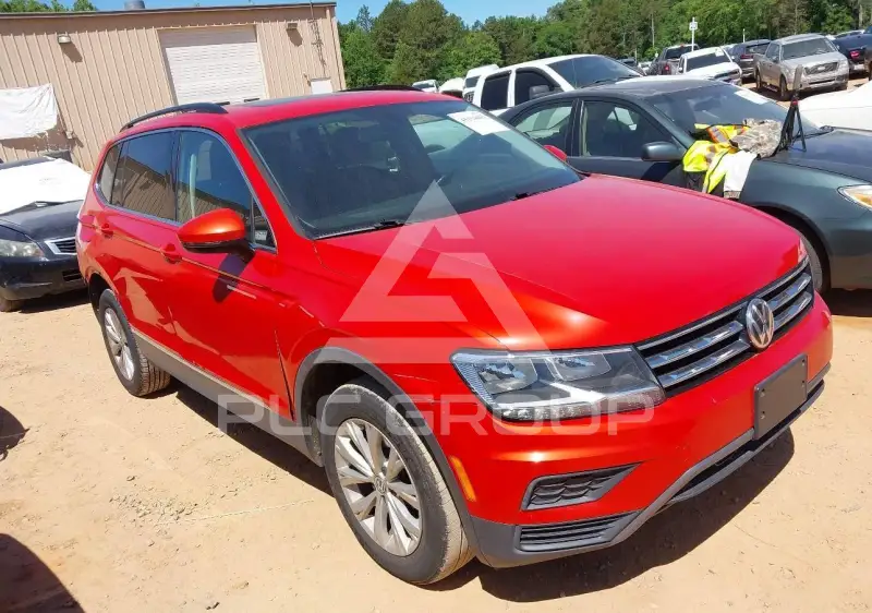 2018 Volkswagen Tiguan photo
