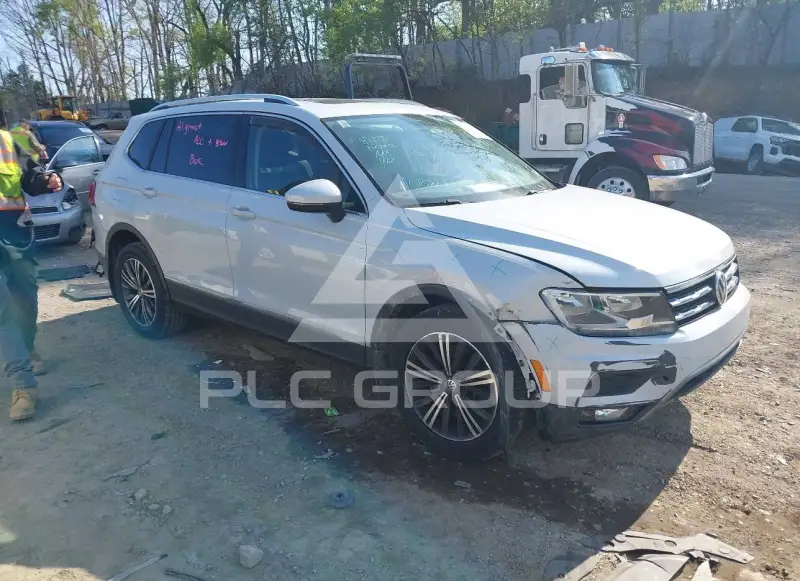 2018 Volkswagen Tiguan photo