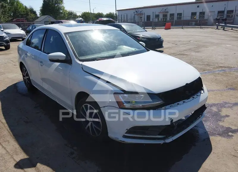 2018 Volkswagen Jetta photo