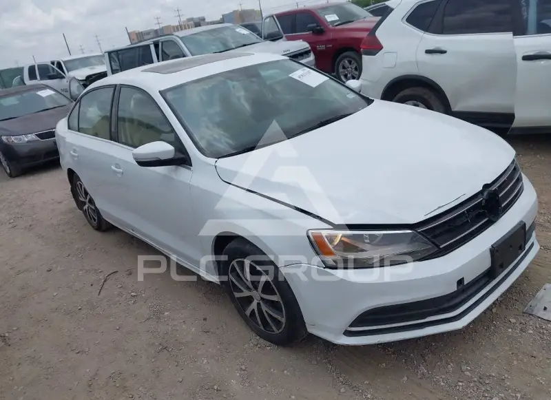 2018 Volkswagen Jetta photo
