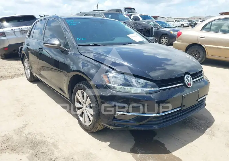 2018 Volkswagen GOLF photo