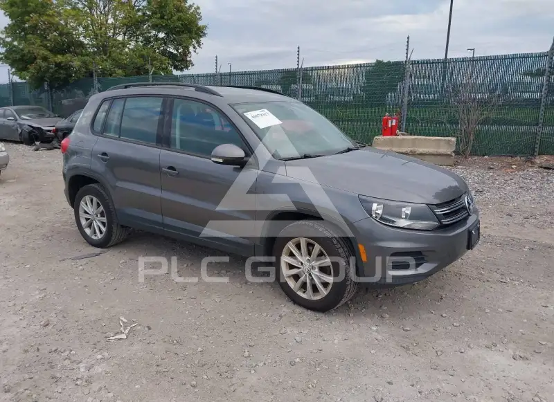 2018 Volkswagen Tiguan photo