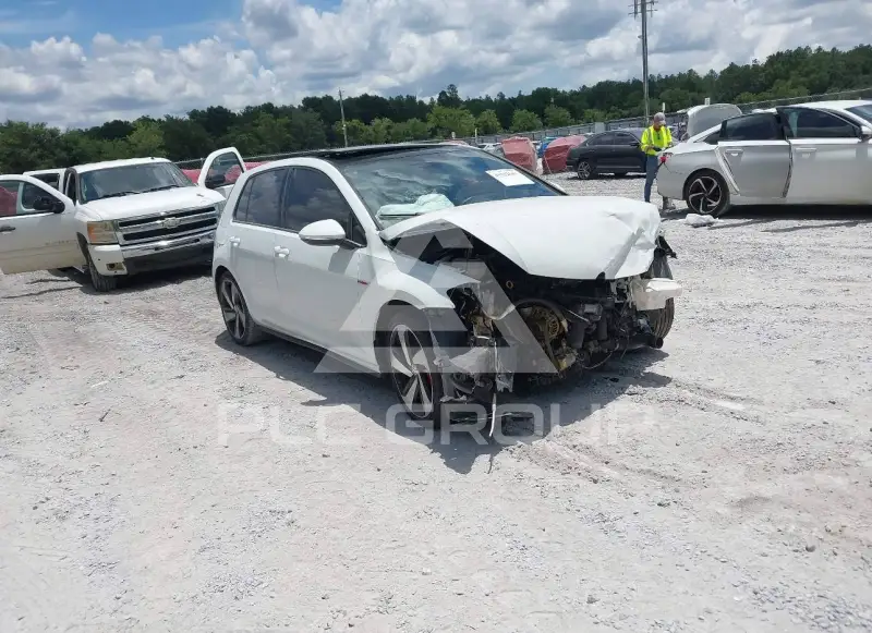 2018 Volkswagen GOLF фото