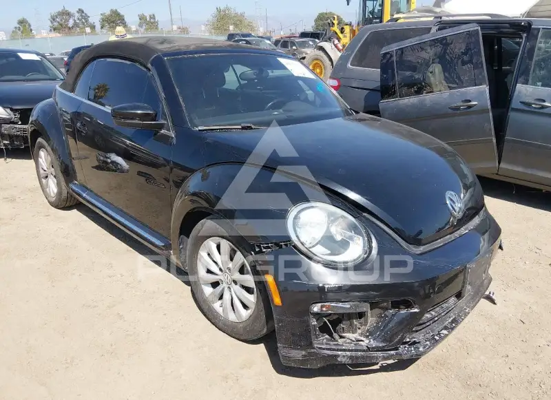 2018 Volkswagen BEETLE фото