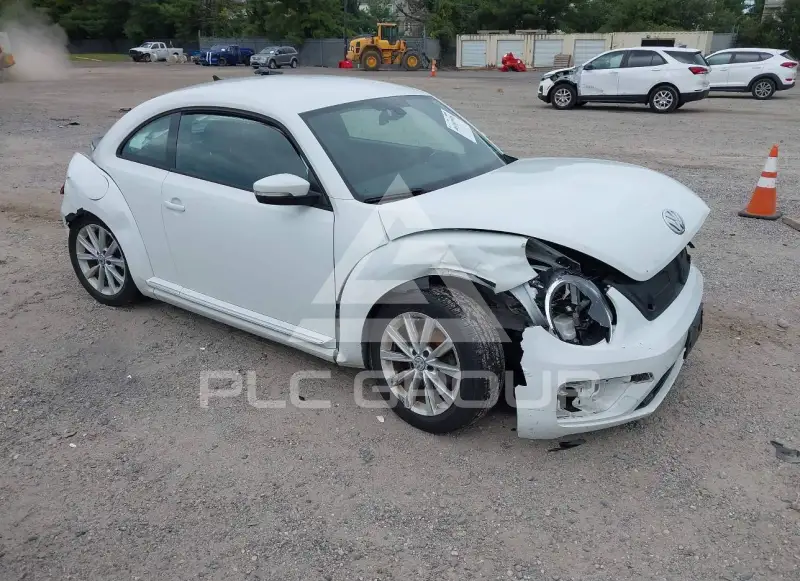 2018 Volkswagen BEETLE фото