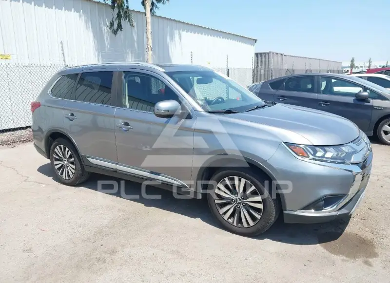 2019 Mitsubishi OUTLANDER photo