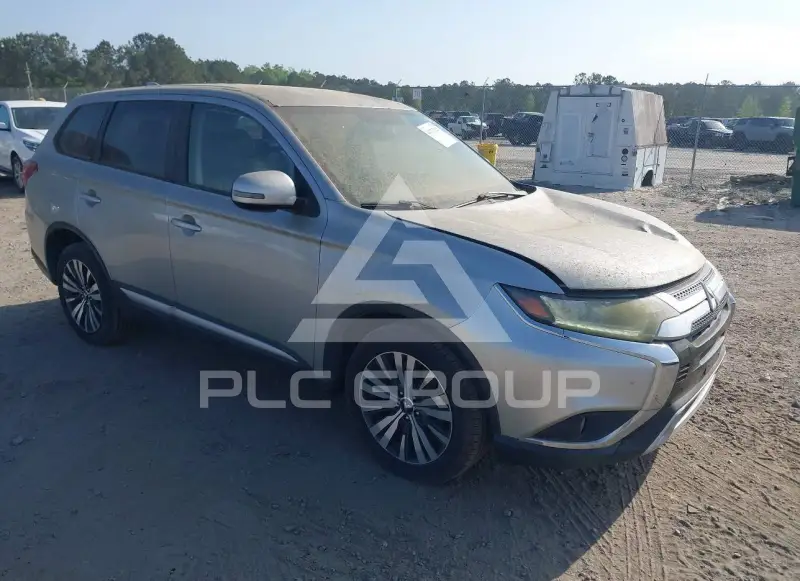 2019 Mitsubishi OUTLANDER photo