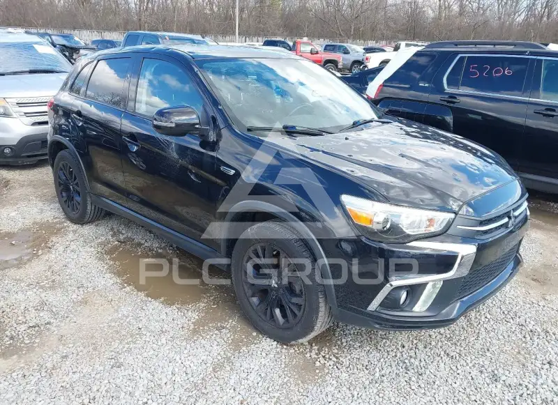 2019 Mitsubishi OUTLANDER photo