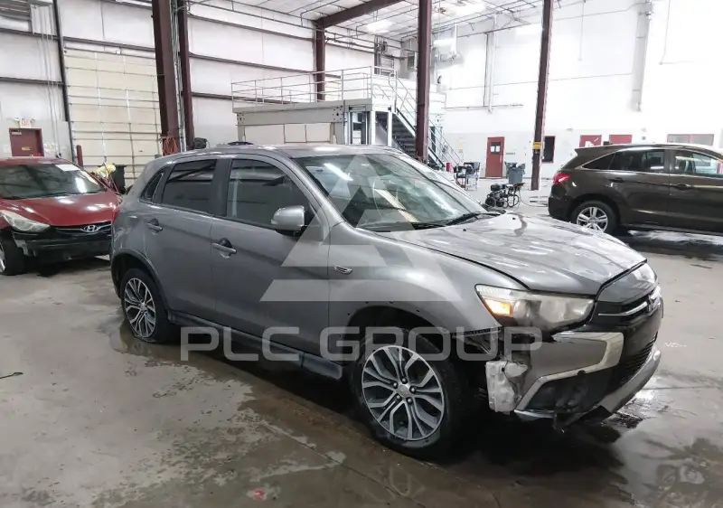 2019 Mitsubishi OUTLANDER photo