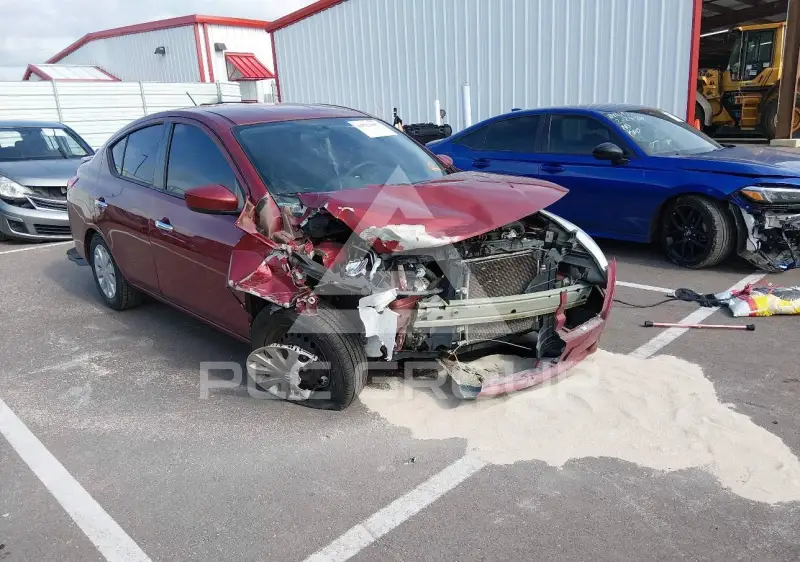 2019 Nissan VERSA photo