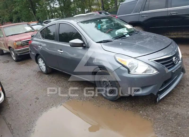 2019 Nissan VERSA photo