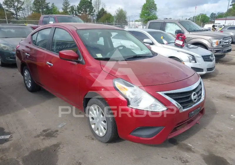 2019 Nissan VERSA фото