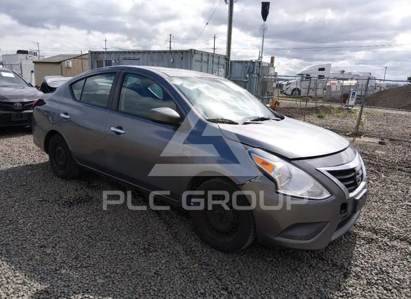 2019 Nissan VERSA фото