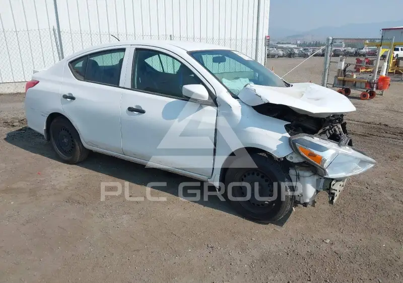 2019 Nissan VERSA photo