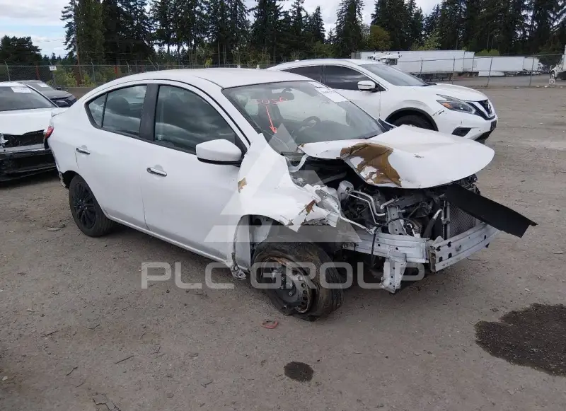 2019 Nissan VERSA photo