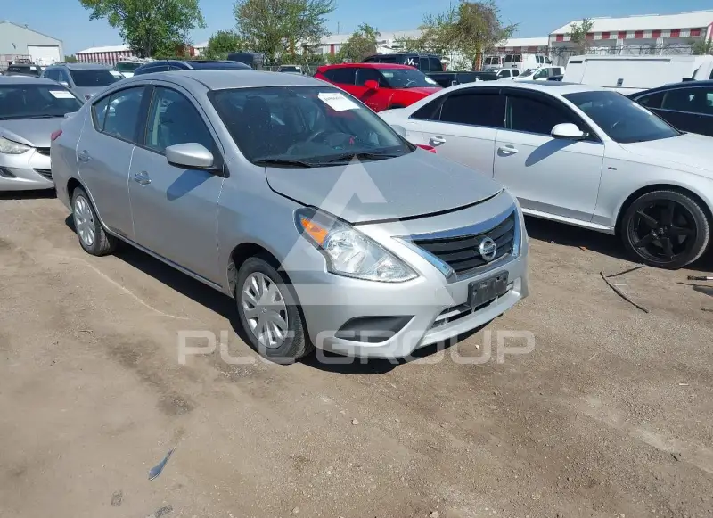 2019 Nissan VERSA фото