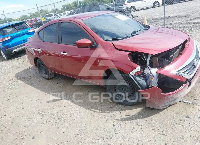 2019 Nissan VERSA фото