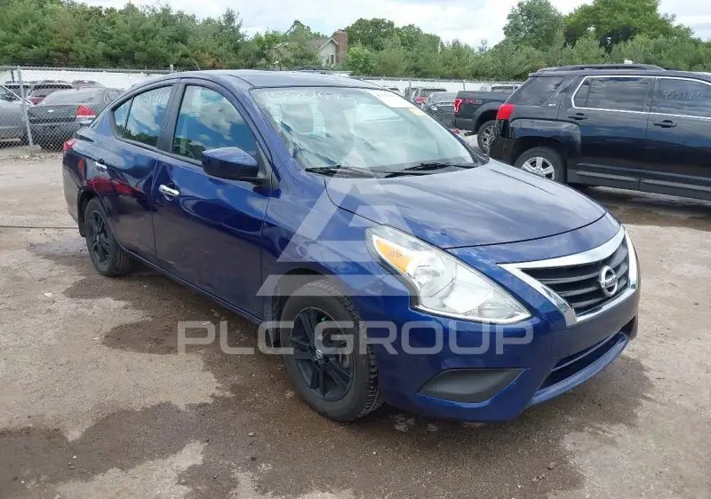 2019 Nissan VERSA фото