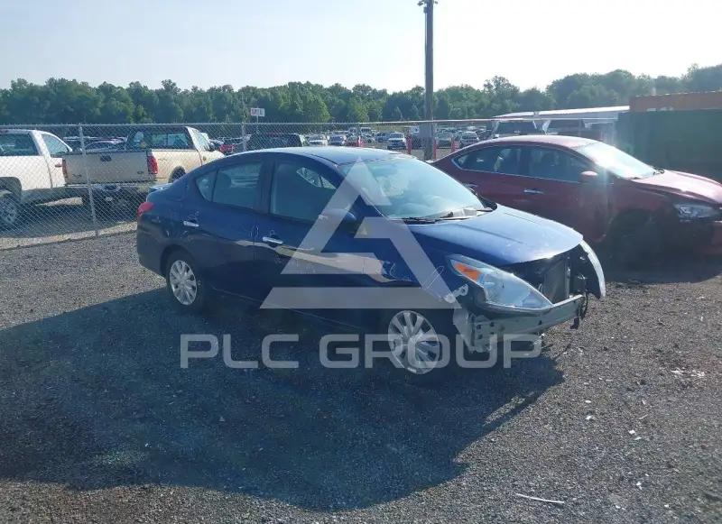 2019 Nissan VERSA фото