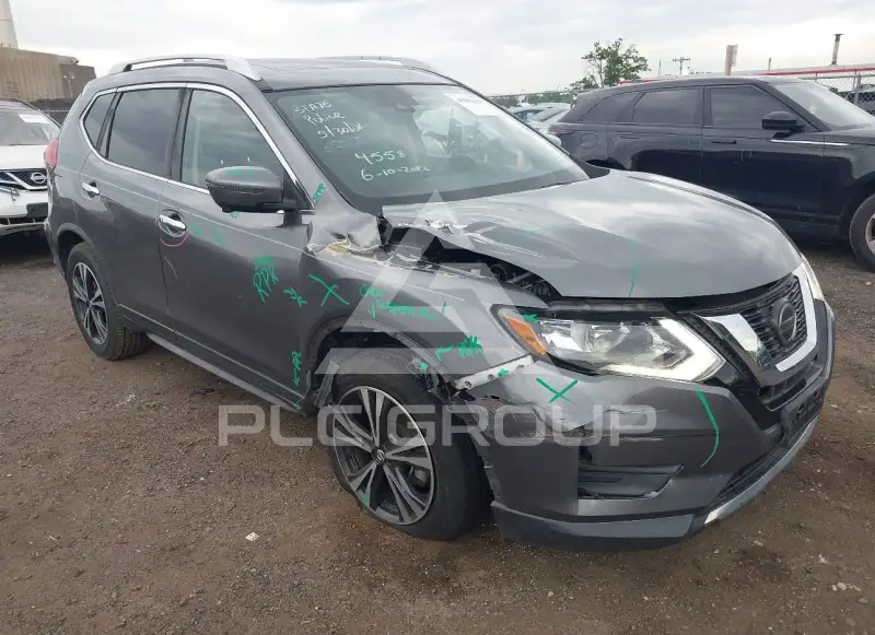 2019 Nissan ROGUE photo