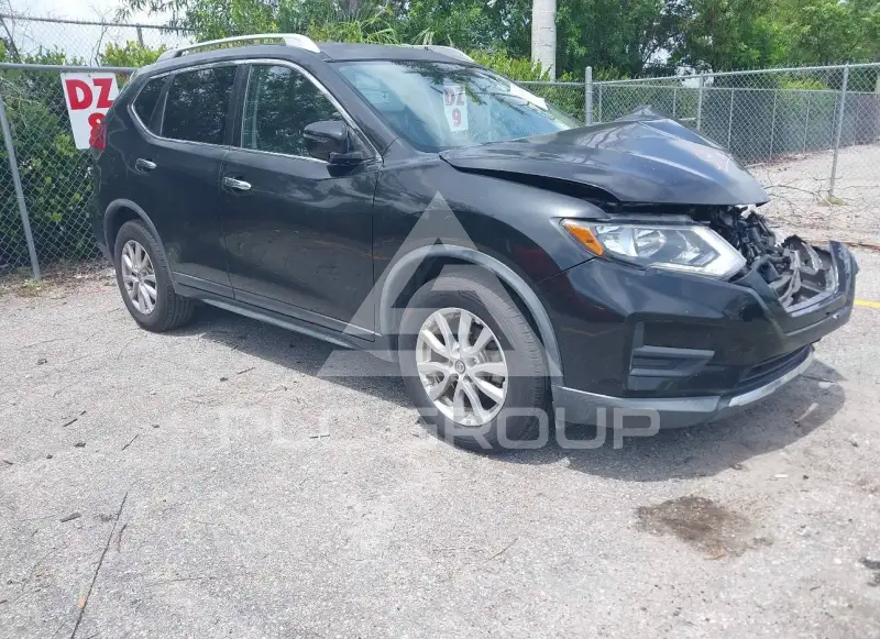 2019 Nissan ROGUE photo