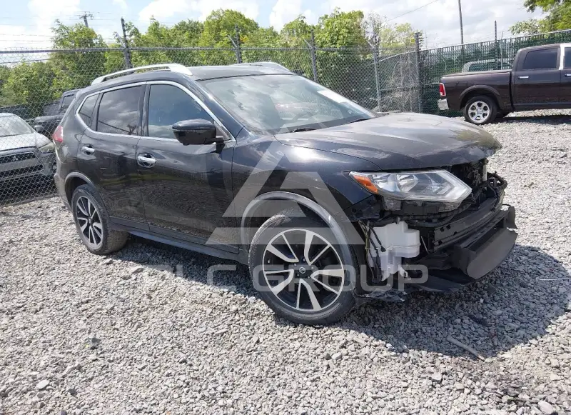 2019 Nissan ROGUE photo