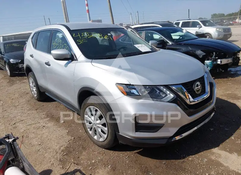 2019 Nissan ROGUE photo