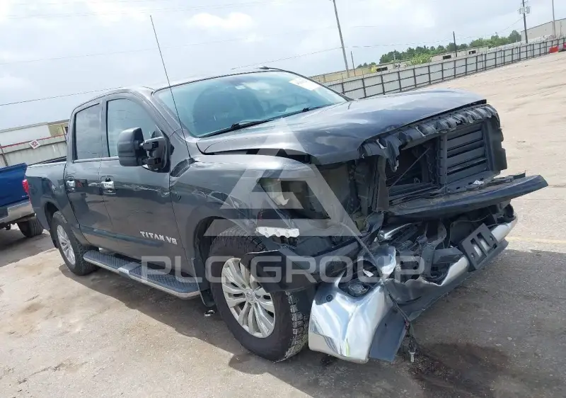 2019 Nissan TITAN фото