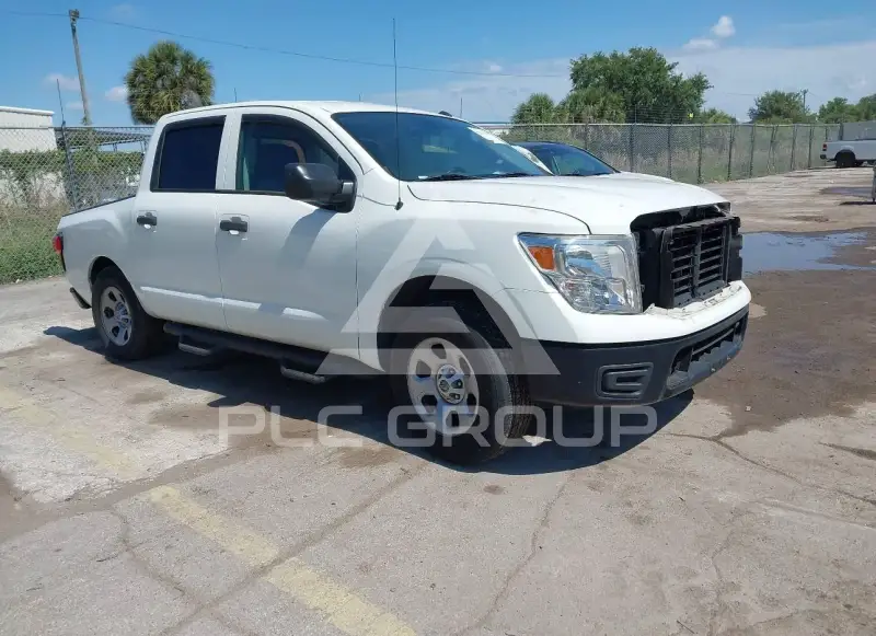 2019 Nissan TITAN photo