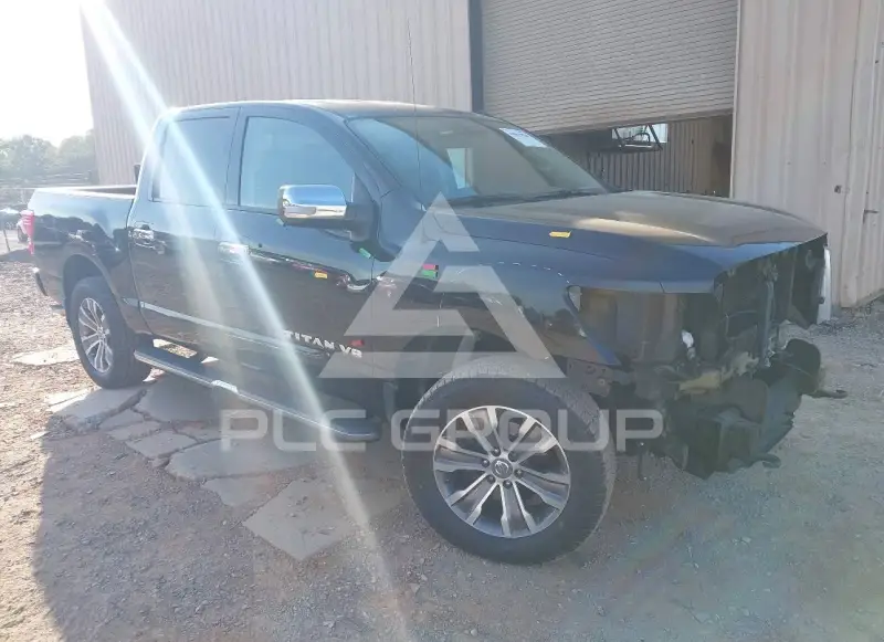 2019 Nissan TITAN фото